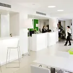 Ibis Styles Centre Μεντόν