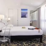 Ibis Styles Centre Hotel Mentona