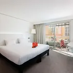 Ibis Styles Centre 멍똥