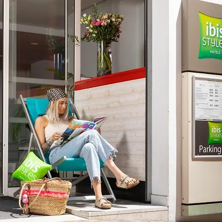 Отель Ibis Styles Centre Ментона