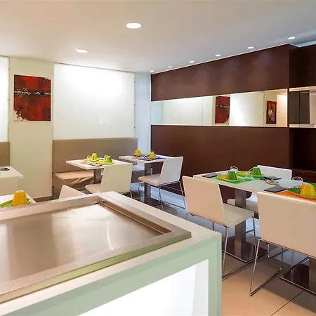 Ibis Styles Centre 호텔