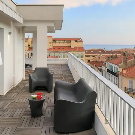 Ibis Styles Centre Мантон