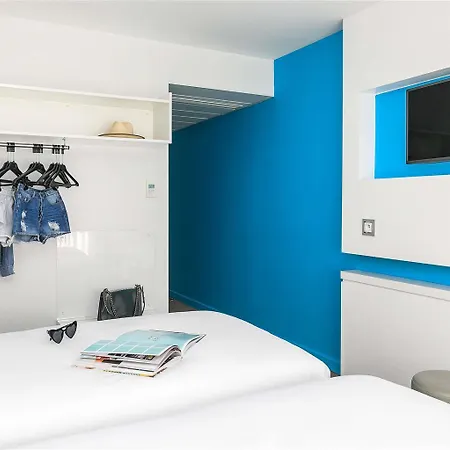 Ibis Styles Centre Отель Ментона