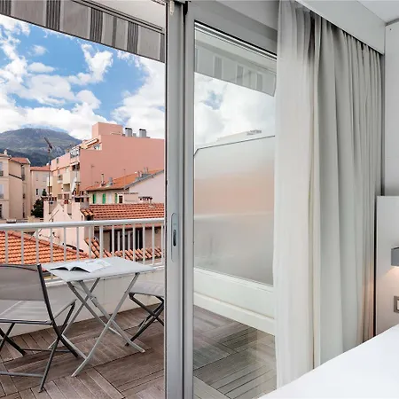 Ibis Styles Centre Szálloda Menton