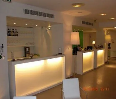 Hotel Ibis Styles Centre 3*