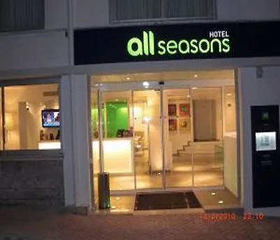 Ibis Styles Centre Hotel 3*