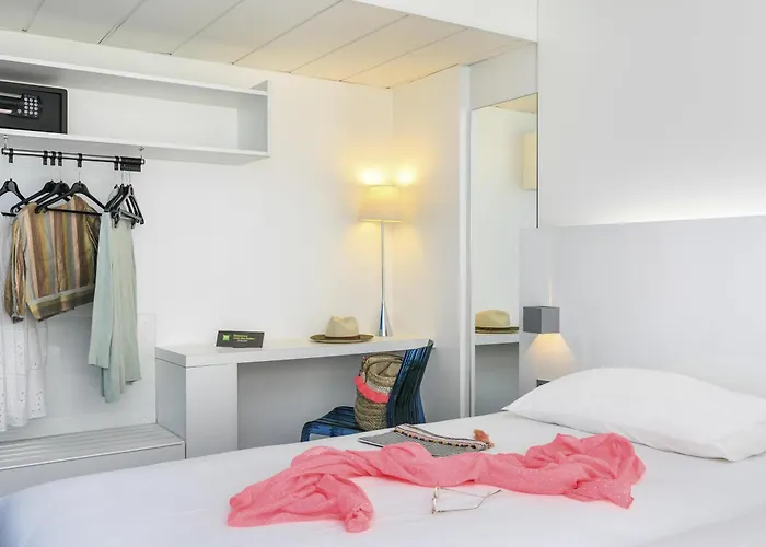 Ibis Styles Centre Menton