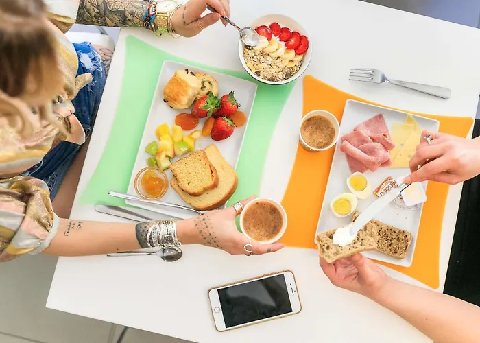 Ibis Styles Centre מלון מנטון