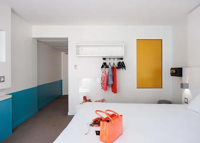 Ibis Styles Centre Hotel Menton